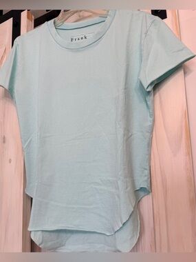 NWT Frank and Eileen M Theo Tee in Seafoam mint green. Brand new never worn.